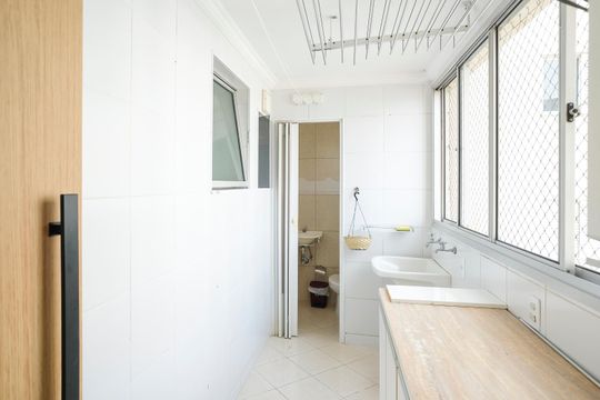 Área de serviço de apartamento para alugar com 3 quartos, 112m² em Barcelona, São Caetano do Sul