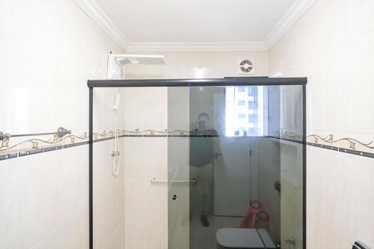Banheiro de apartamento para alugar com 3 quartos, 112m² em Barcelona, São Caetano do Sul