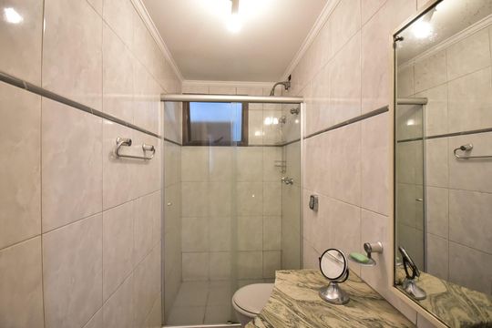 Banheiro de apartamento à venda com 4 quartos, 261m² em Vila Morumbi, São Paulo