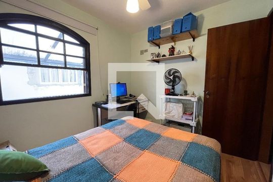 Casa de Condomínio à venda com 2 quartos, 50m² em Jardim Ester Yolanda, São Paulo