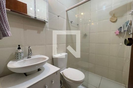 Casa de Condomínio à venda com 2 quartos, 50m² em Jardim Ester Yolanda, São Paulo