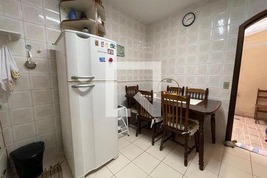 Casa de Condomínio à venda com 2 quartos, 50m² em Jardim Ester Yolanda, São Paulo