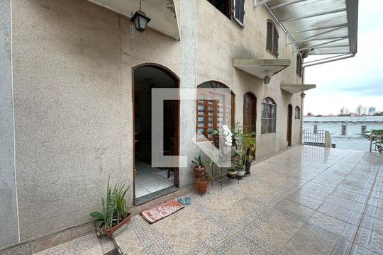 Casa de Condomínio à venda com 2 quartos, 50m² em Jardim Ester Yolanda, São Paulo