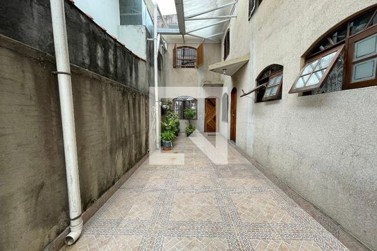 Casa de Condomínio à venda com 2 quartos, 50m² em Jardim Ester Yolanda, São Paulo