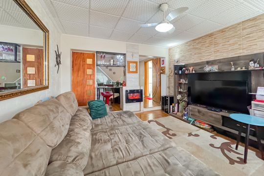 Sala de casa à venda com 3 quartos, 350m² em Vila Mariana, São Paulo