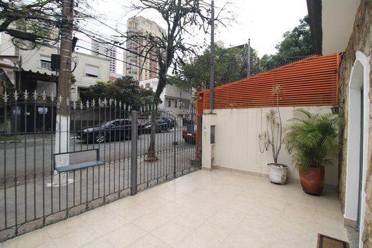 Garagem de casa à venda com 4 quartos, 195m² em Jardim São Paulo, São Paulo