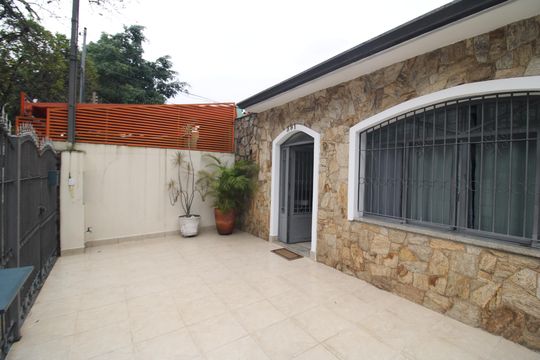 Garagem de casa à venda com 4 quartos, 195m² em Jardim São Paulo, São Paulo