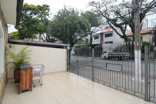 Garagem de casa à venda com 4 quartos, 195m² em Jardim São Paulo, São Paulo