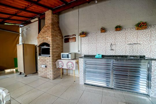Apartamento à venda com 2 quartos, 57m² em Vila Mazzei, São Paulo