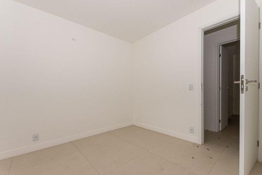 Apartamento à venda com 3 quartos, 118m² em Piratininga, Niterói