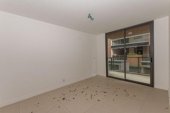 Apartamento à venda com 3 quartos, 118m² em Piratininga, Niterói