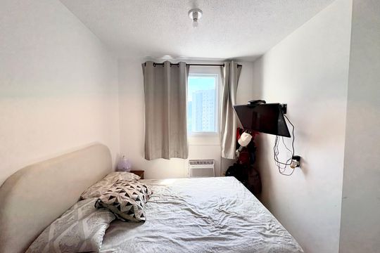 Quarto 2 de apartamento para alugar com 2 quartos, 45m² em Jacarepaguá, Rio de Janeiro