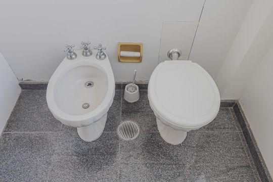 Banheiro de apartamento à venda com 3 quartos, 170m² em Jardim Paulista, São Paulo