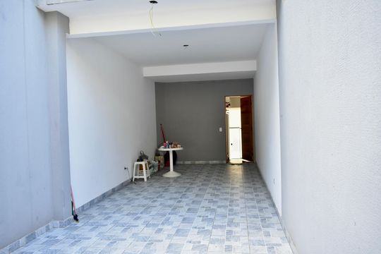 Garagem de casa à venda com 3 quartos, 175m² em Chácara Inglesa, São Paulo