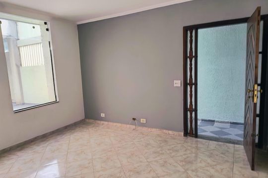 Casa para alugar com 3 quartos, 400m² em Vila Regente Feijó, São Paulo