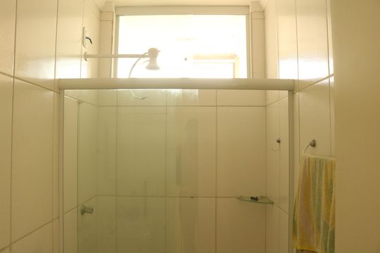 Banheiro de apartamento à venda com 1 quarto, 48m² em Água Branca, São Paulo