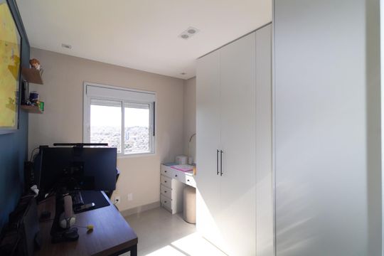 Quarto 1 de apartamento à venda com 2 quartos, 51m² em Vila California, São Paulo
