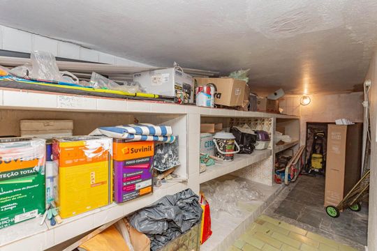 Deposito de casa à venda com 3 quartos, 190m² em Aclimação, São Paulo