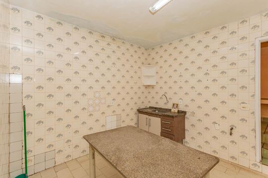 Cozinha da casa 2 de casa à venda com 3 quartos, 190m² em Aclimação, São Paulo