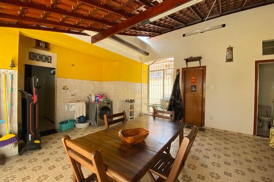 Casa à venda com 5 quartos, 200m² em Higienópolis, Rio de Janeiro