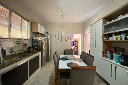Casa à venda com 5 quartos, 200m² em Higienópolis, Rio de Janeiro