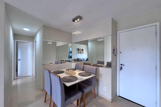 Sala de apartamento à venda com 2 quartos, 80m² em Barra da Tijuca, Rio de Janeiro