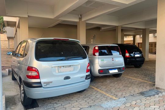 Garagem 1 de apartamento para alugar com 3 quartos, 139m² em Vila Rosa, Novo Hamburgo