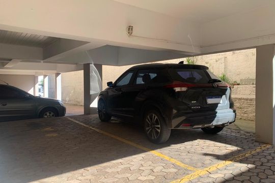 Garagem 2 de apartamento para alugar com 3 quartos, 139m² em Vila Rosa, Novo Hamburgo