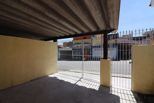 Garagem de casa para alugar com 2 quartos, 125m² em Jardim Brasilandia, São Bernardo do Campo