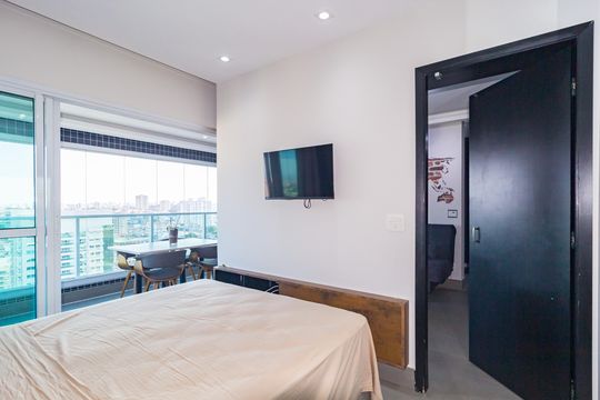 Quarto de apartamento à venda com 1 quarto, 55m² em Vila Regente Feijó, São Paulo