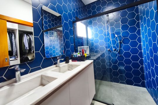 Banheiro da Suíte 3 de casa de condomínio à venda com 3 quartos, 201m² em Swiss Park, Campinas