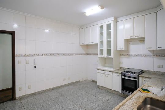 Cozinha de casa à venda com 3 quartos, 325m² em Vila Mariza, São Bernardo do Campo