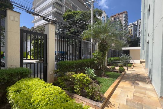 Área comum de apartamento para alugar com 3 quartos, 127m² em Sumarezinho, São Paulo