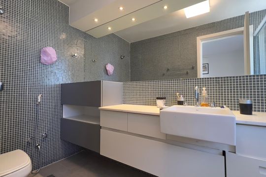 Banheiro da Suíte de apartamento para alugar com 3 quartos, 127m² em Sumarezinho, São Paulo