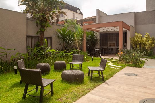 Área comum - Churrasqueira de apartamento para alugar com 1 quarto, 27m² em Moema, São Paulo