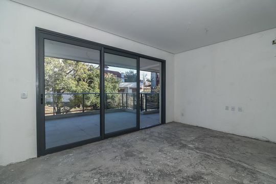 Sala de apartamento à venda com 2 quartos, 102m² em Três Figueiras, Porto Alegre