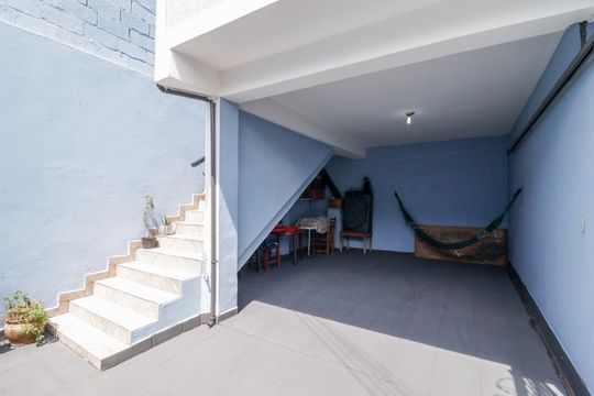 Garagem de casa de condomínio à venda com 3 quartos, 134m² em Vila Dionisia, São Paulo