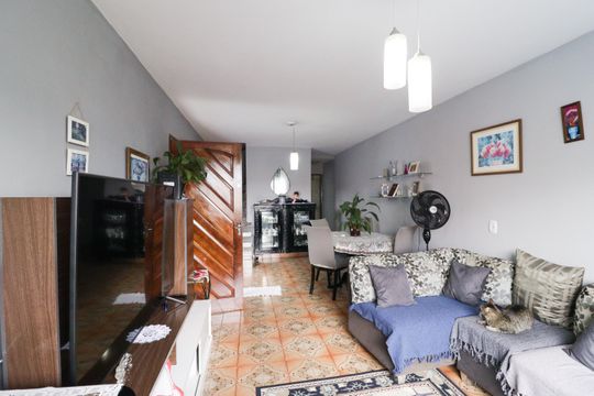 Casa de Condomínio à venda com 3 quartos, 134m² em Vila Dionisia, São Paulo