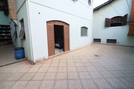Quintal de casa de condomínio à venda com 6 quartos, 380m² em Adalgisa, Osasco