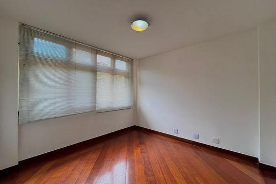 Casa de Condomínio para alugar com 7 quartos, 600m² em Barra da Tijuca, Rio de Janeiro