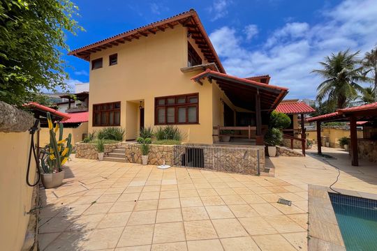 Casa de Condomínio para alugar com 7 quartos, 600m² em Barra da Tijuca, Rio de Janeiro