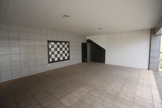 Garagem de casa para alugar com 5 quartos, 384m² em Santa Lúcia, Belo Horizonte
