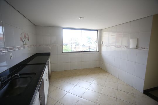 Cozinha de casa para alugar com 5 quartos, 384m² em Santa Lúcia, Belo Horizonte