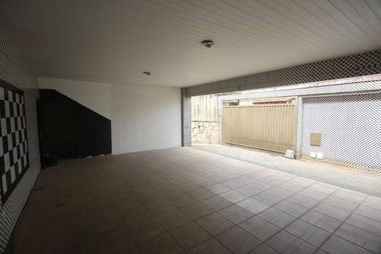 Garagem de casa para alugar com 5 quartos, 384m² em Santa Lúcia, Belo Horizonte