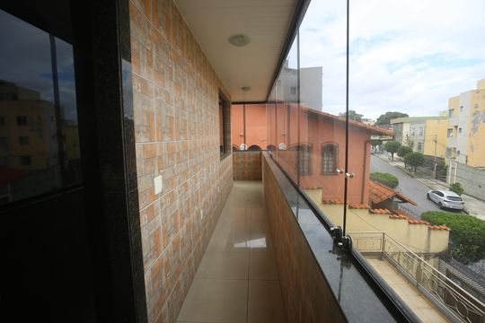 Varanda de casa para alugar com 5 quartos, 384m² em Santa Lúcia, Belo Horizonte