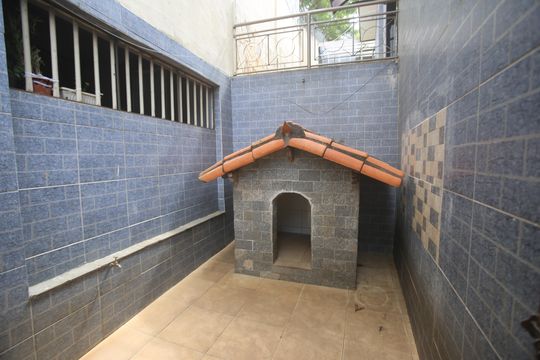 Quintal de casa para alugar com 5 quartos, 384m² em Santa Lúcia, Belo Horizonte