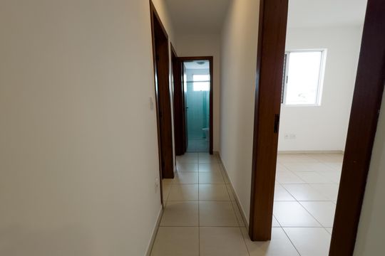 Corredor de apartamento à venda com 3 quartos, 62m² em Santa Monica, Belo Horizonte