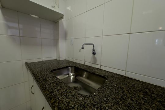 Cozinha de apartamento à venda com 3 quartos, 62m² em Santa Monica, Belo Horizonte