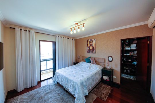 Suíte 1 de casa à venda com 4 quartos, 320m² em Vila Alpina, São Paulo