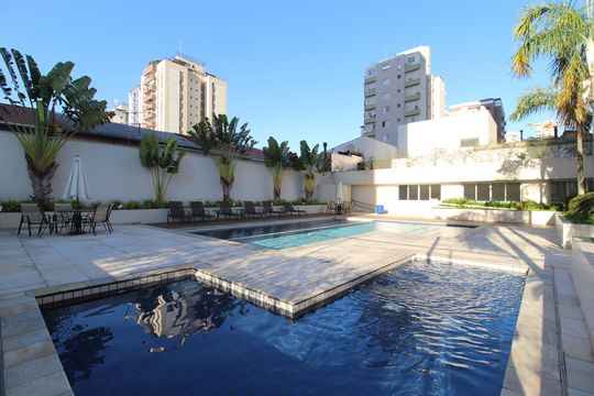 Área Comum - Piscina de apartamento à venda com 3 quartos, 234m² em Itaim Bibi, São Paulo